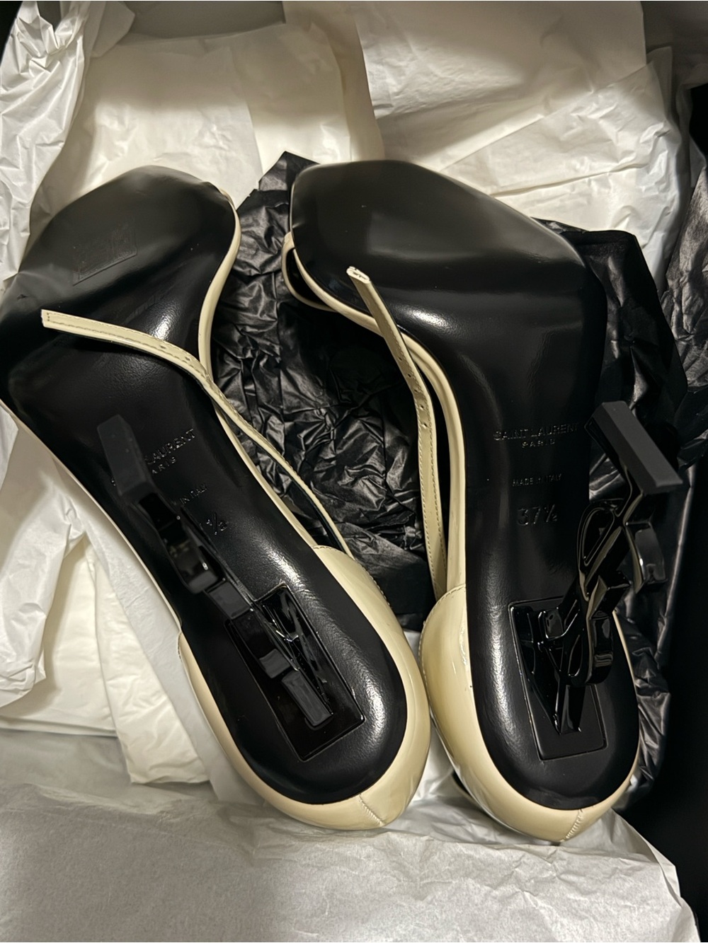 “Opyum” Saint Laurent Ivory Patent Leather Heels - Picture 4 of 5